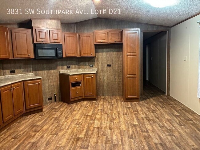 Photo - 3831 SW South Park Ave