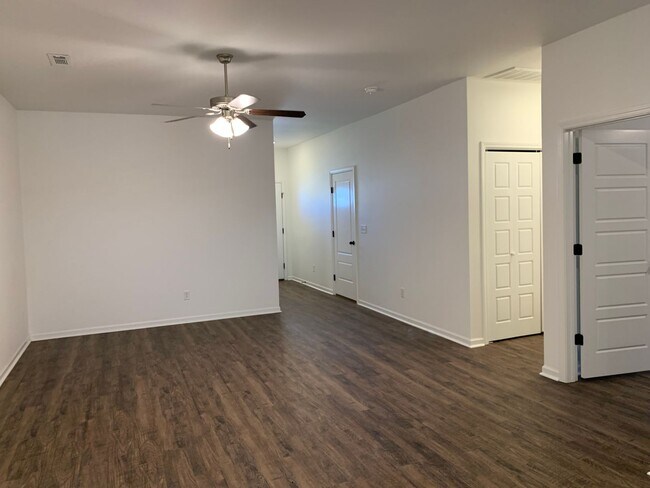 Photo - COMING SOON: Newer build in Duenweg!!   3bd/2ba with one car garage. Large primary bedroom with t...