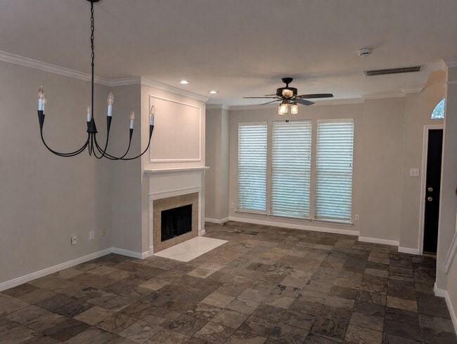 Photo - 1405 Rosalie St
