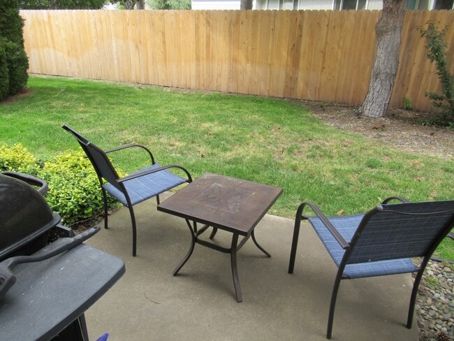 Photo - Beautiful 2 Bed 1.5 Bath Condo!