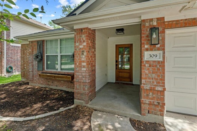 Photo - 309 Creek Ridge Ln