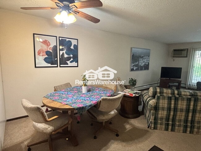 Photo - 1700 Four Oaks Rd Unit Apt 124