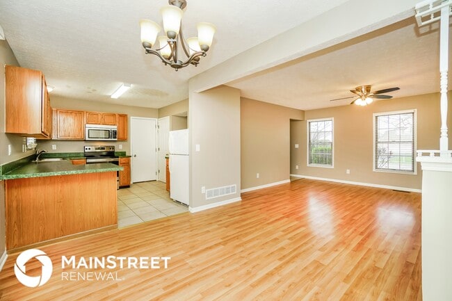 Photo - 1104 Mullens Ct