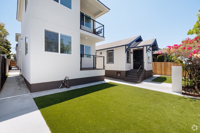 Building Photo - 4057 Alabama St Rental