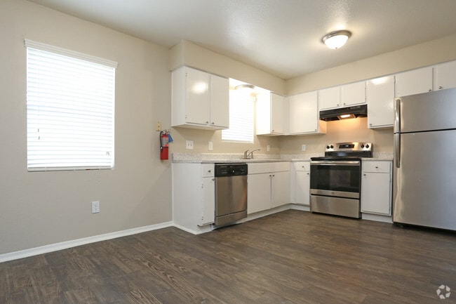Pointe Ann Apartments