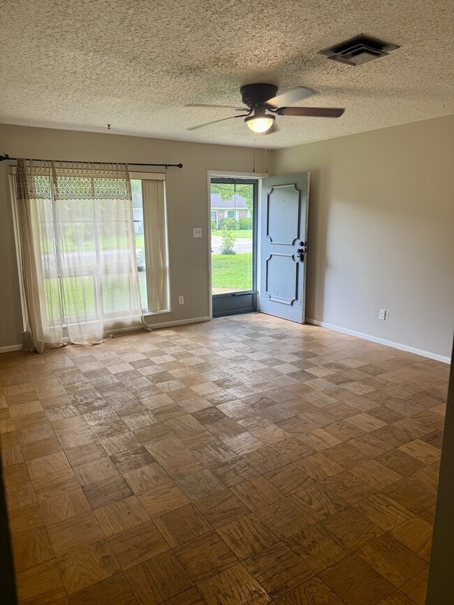 Photo - 2434 Patterson Dr