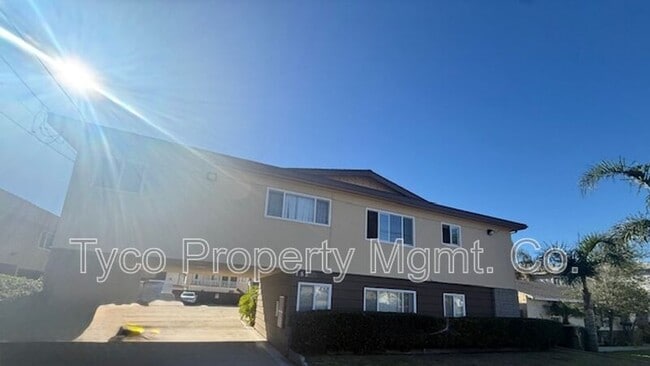 Building Photo - 152 Third Avenue