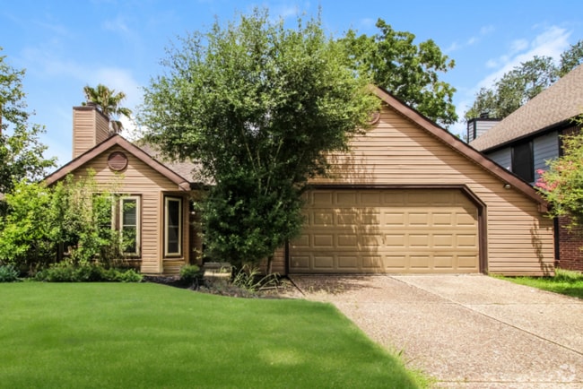 Building Photo - 4242 Heathfield Dr Rental