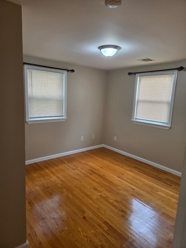 Photo - 362 Forest St Unit 1