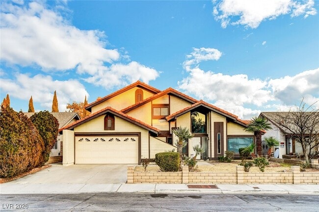 Building Photo - 4762 Torrence Dr