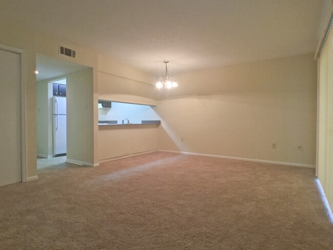 Photo - 301 E Second St