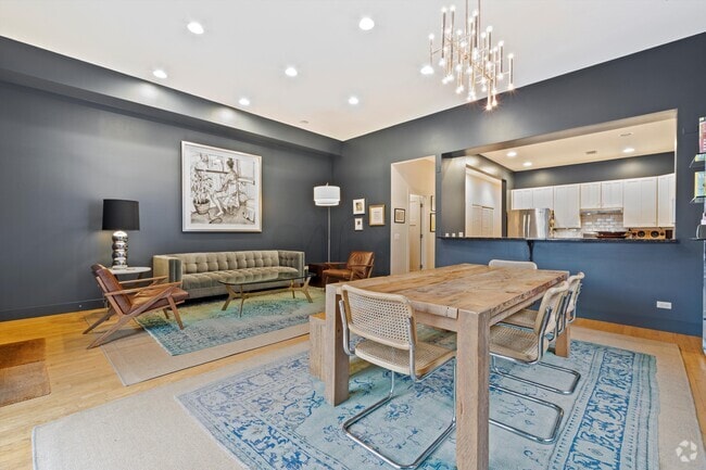 Building Photo - 4532 N Damen Ave Unit 2 Rental