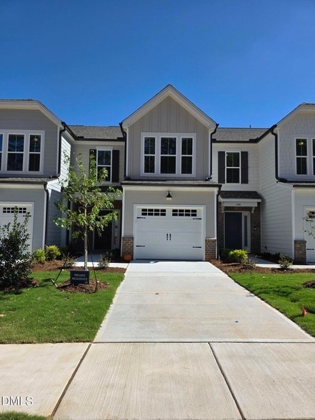 Building Photo - 242 Broomside Ave