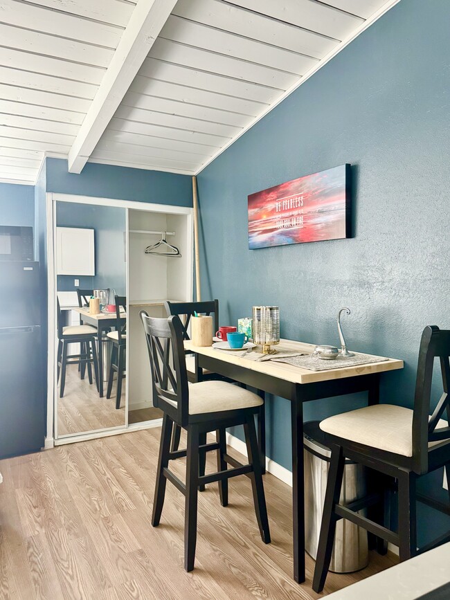 Photo - 6015 N Alturas Ave