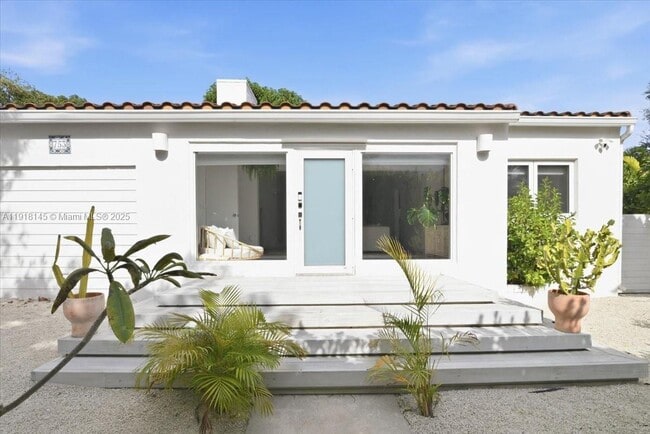 Photo - 753 NE 82nd Terrace