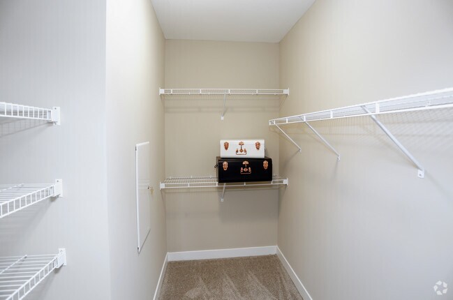 Walk In Closet
