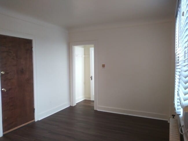 Photo - 808 N Main St