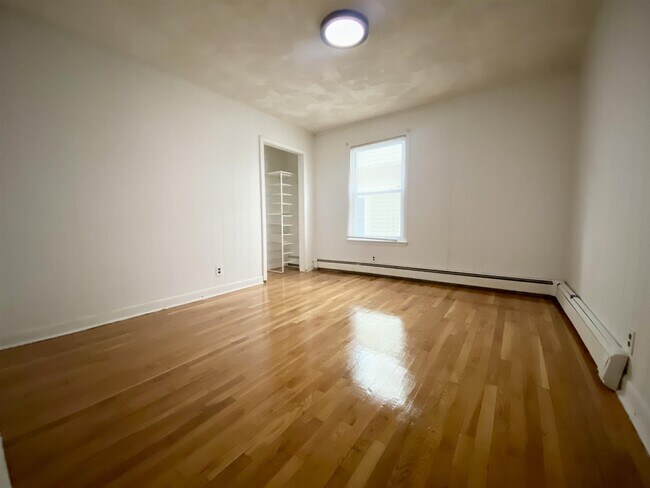 Photo - 65 Elm St Unit 1