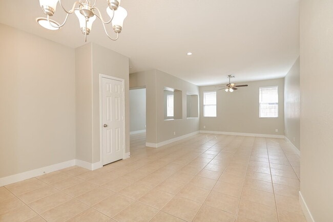 Photo - 9185 Drifting Bay St