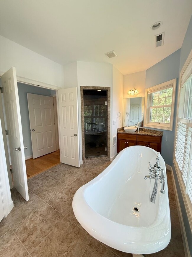 Photo - 142 Riverview Plantation Dr