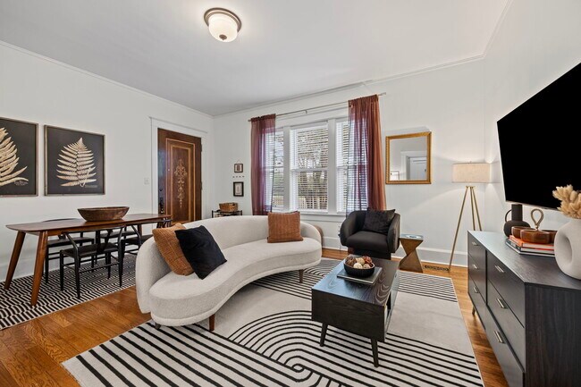 Photo - 1116 Poplar Ave Unit 1