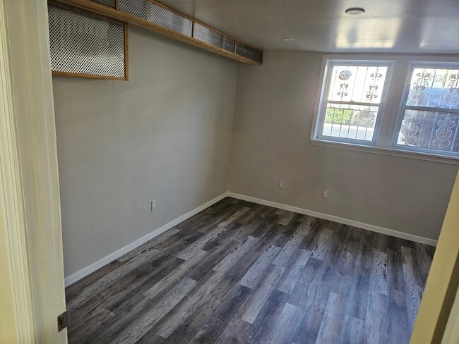 Photo - 3103 88th St