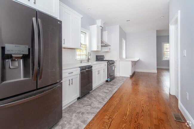 Building Photo - 72 Buttonwood St Unit 1 Rental