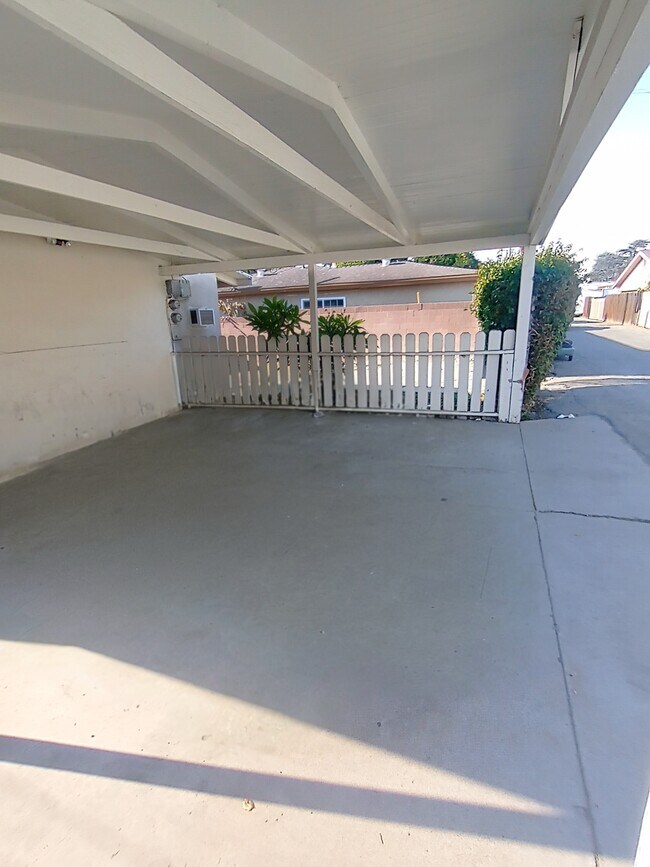 Photo - 12907 Danbrook Dr Unidad 12907