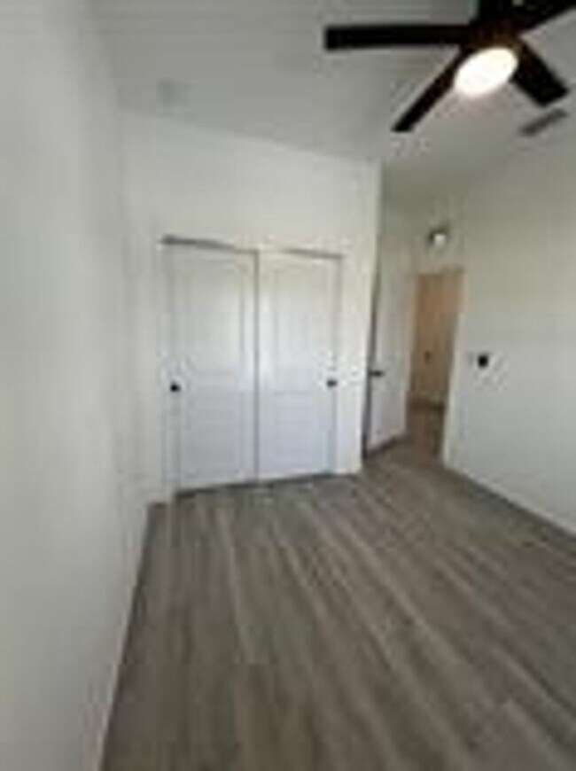 Photo - 1038 Albert Ave