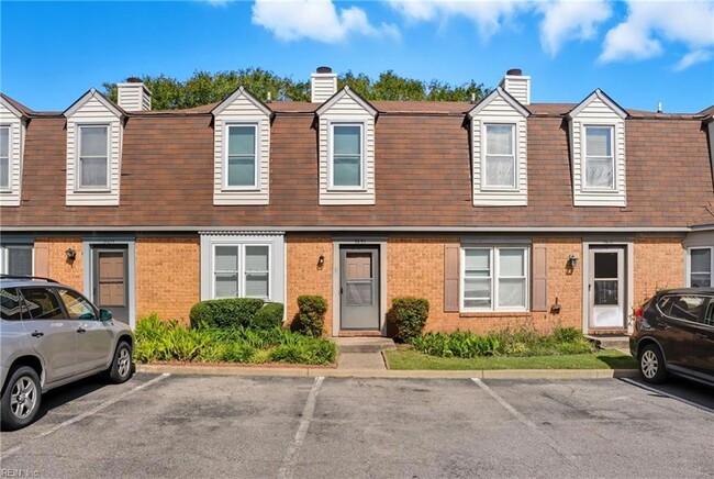 Building Photo - 2421 Julie Ct