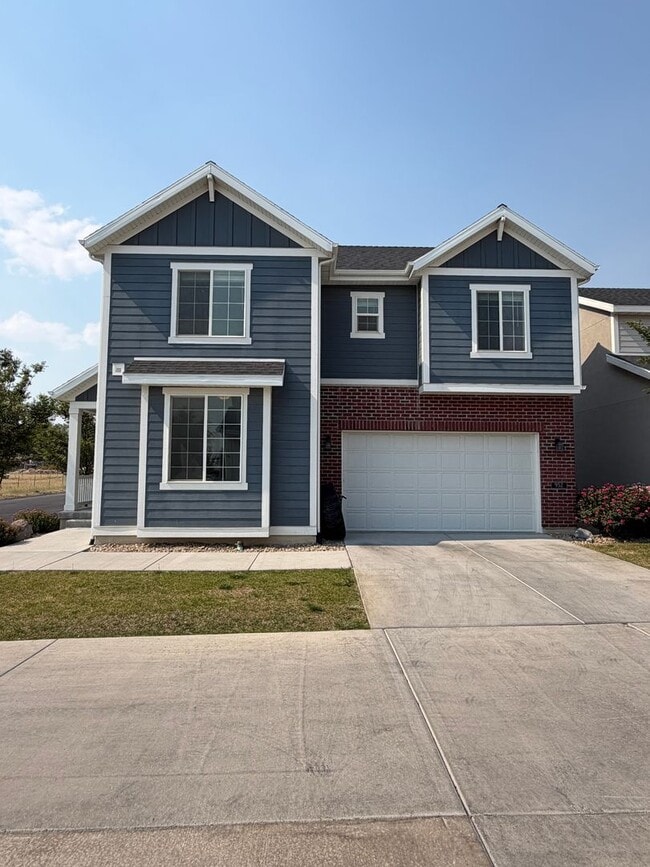 Building Photo - Beautiful 4-Bedroom Home in Lehi - Plenty of Storage!