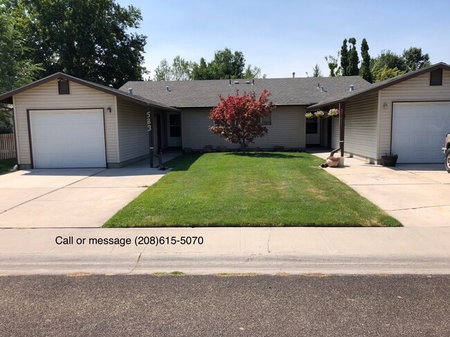 Building Photo - 583 Amanita St Unit 583