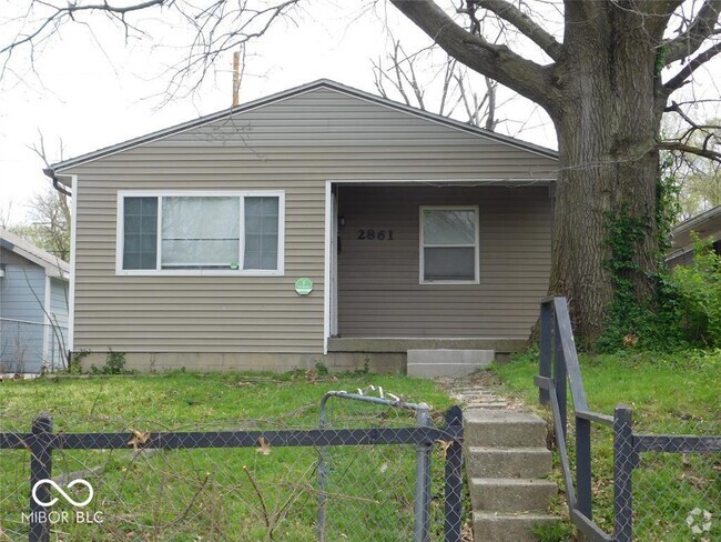 Building Photo - 2861 Lasalle St Rental