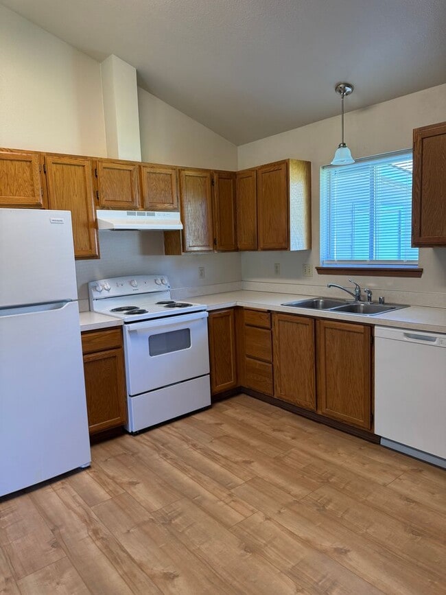 Photo - 1009 E 19th Ave Unidad B