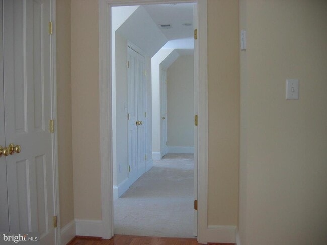 Building Photo - 7805 Accotink Pl