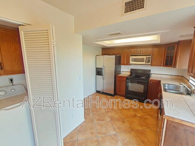 Photo - 1705 N Ventura Ln