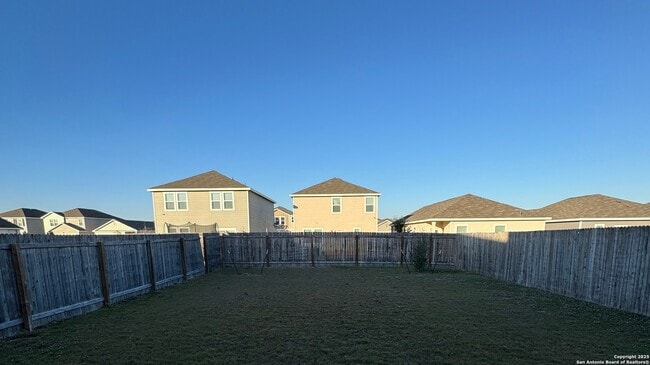 Photo - 14685 Maple Ter