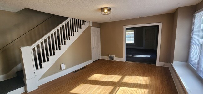 Building Photo - Affordable 2 Bedroom, 1.5 Bathroom Home wi...