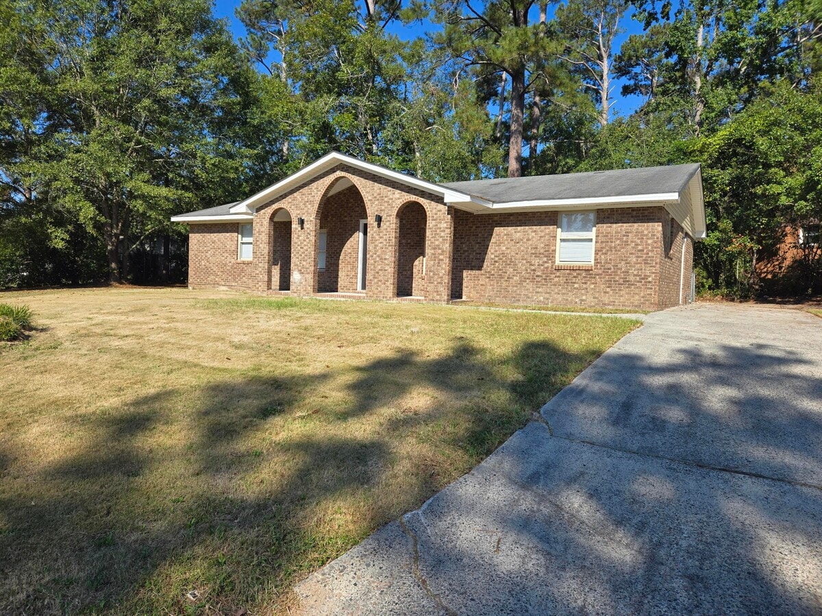 Photo - 2631 Drayton Dr