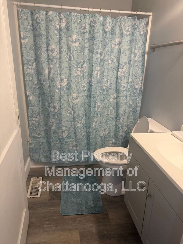 Photo - 4802 Oakland Ave