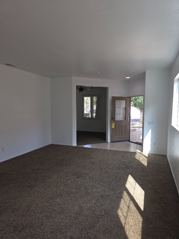 Photo - 17039 Crabapple Ln