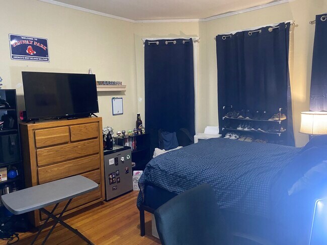 Photo - 2 Imrie Rd Unit 1