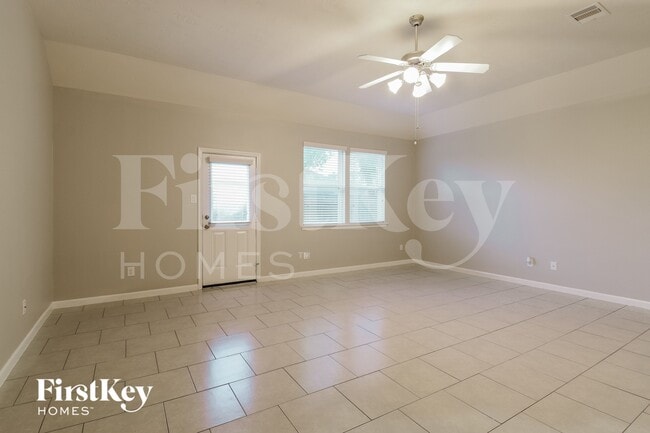 Photo - 7807 Jarrod Way