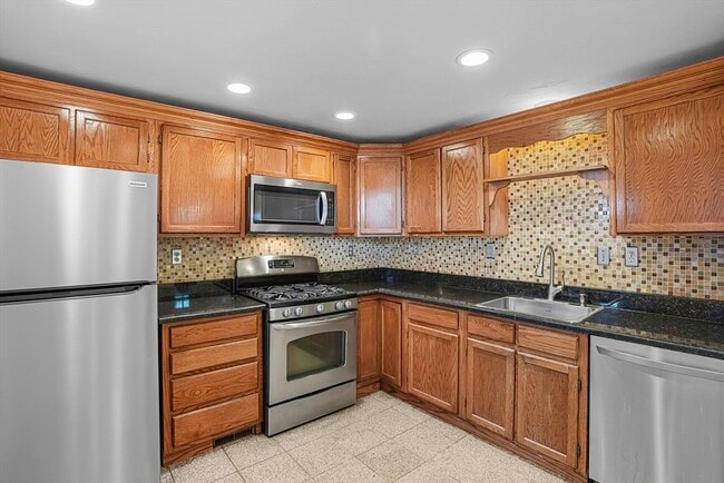 Photo - 237 South St