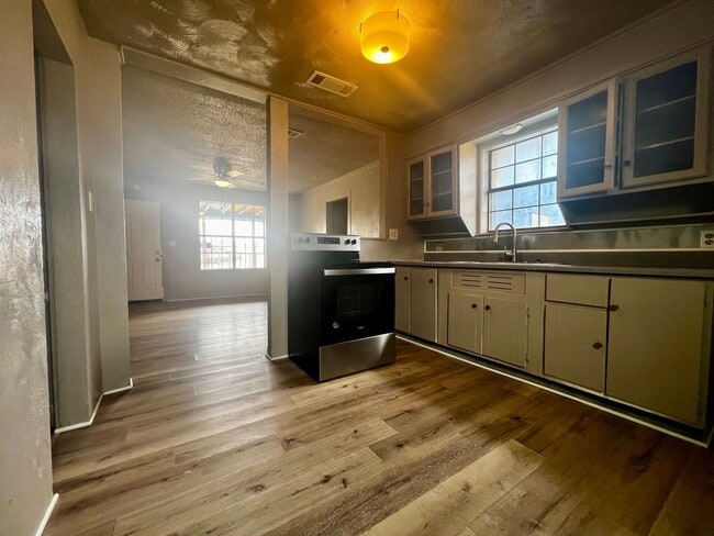 Photo - Home in Slaton