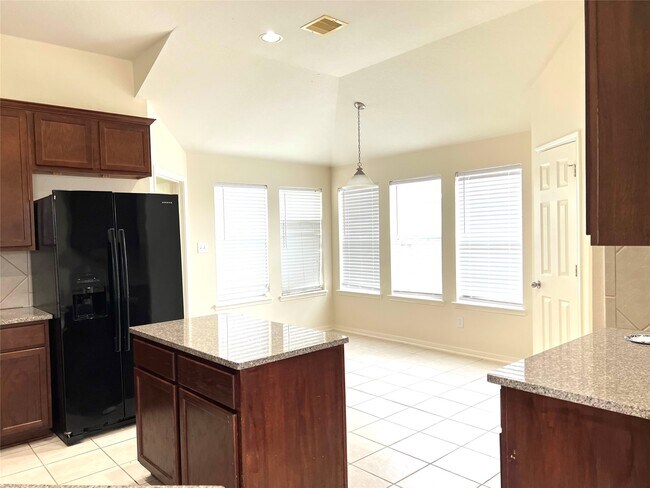 Photo - 442 Pinewood Ridge Dr