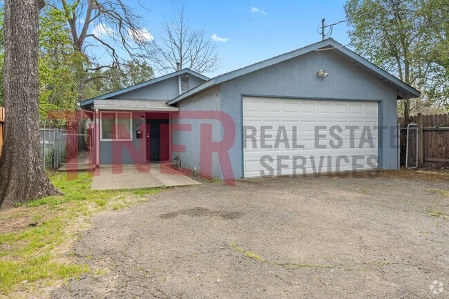 Building Photo - 2937 42nd St Rental