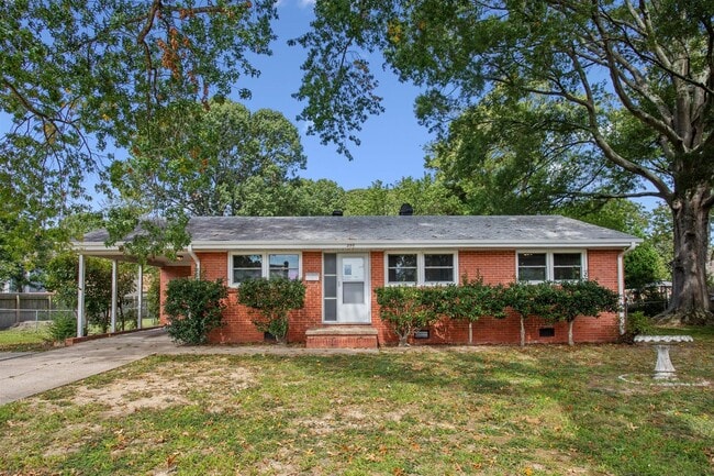 Photo - Colony Road - Quarterfield