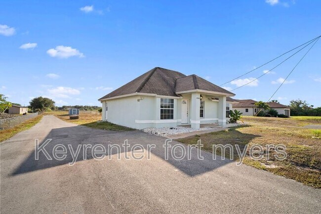 Photo - 4080 24th Ave NE