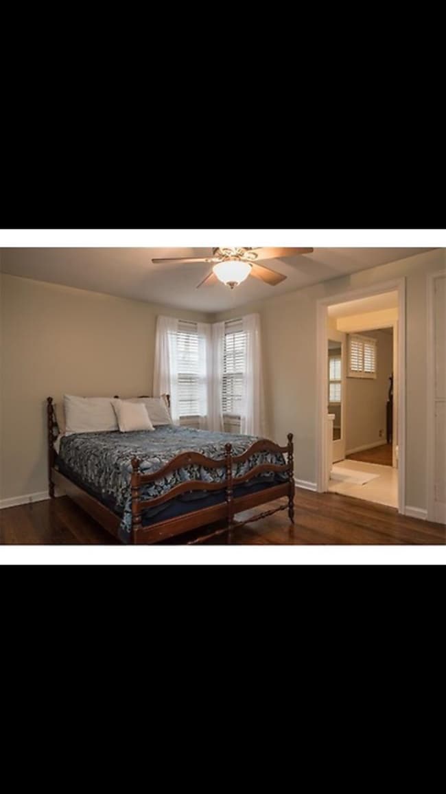 Photo - 2711 W 71st Terrace